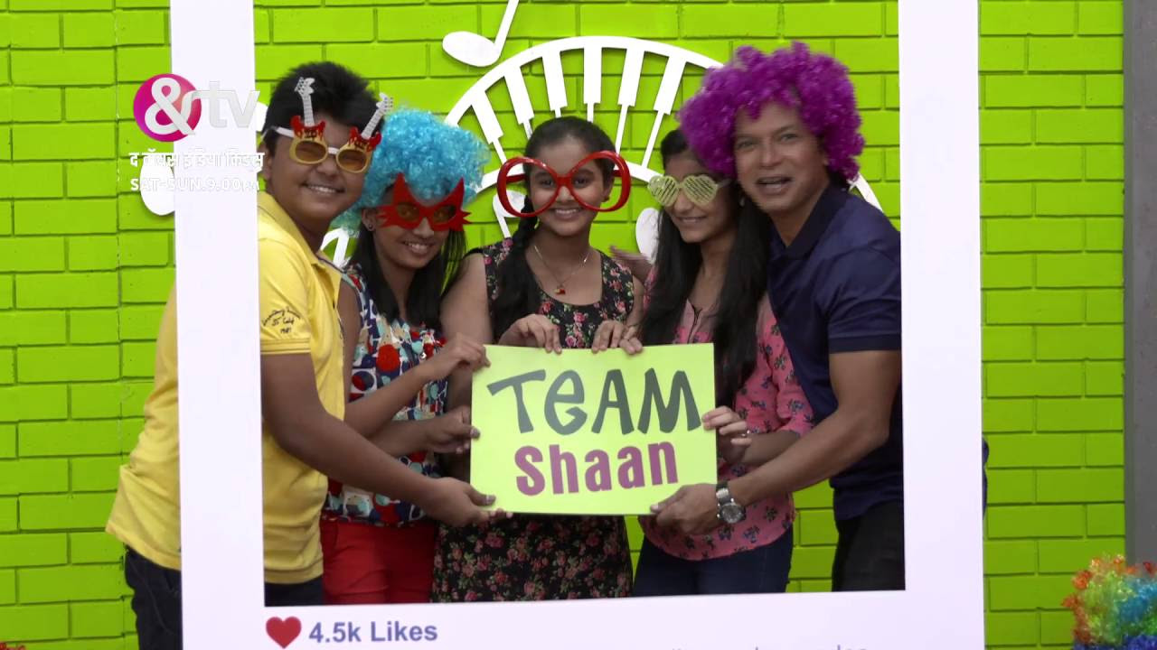Shaan Moment- Shaan In A Photoshoot With His Team