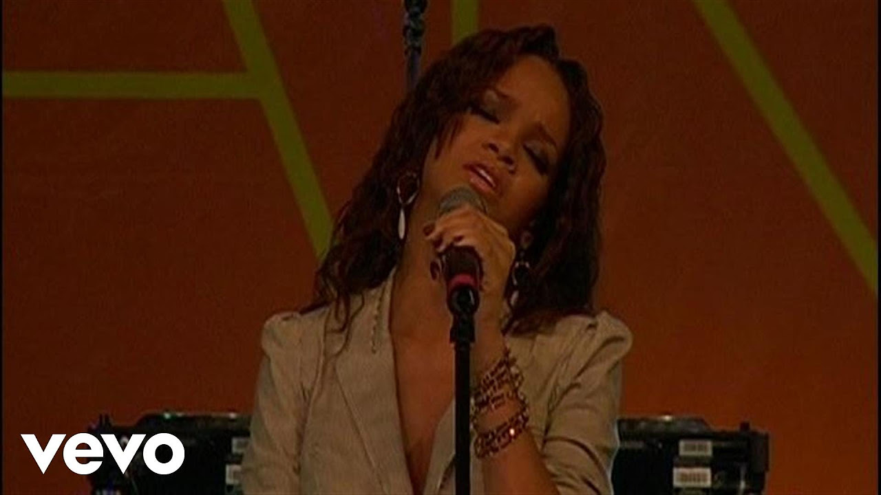 Rihanna - Unfaithful (MSN Video)