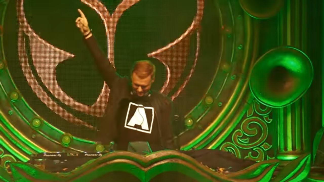 Armin van Buuren live at Tomorrowland 2017 (Weekend 2)
