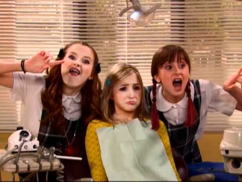 Bracey Girrlz  - So Random! - Disney Channel Official
