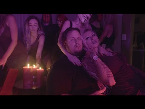 Jelly Roll & Lil Wyte "Bad Bitch" feat. Doobie (Official Video)