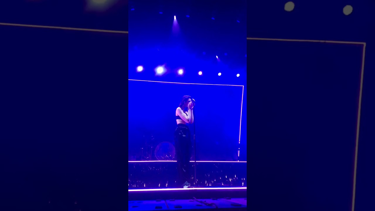 Dua Lipa Performs "New Love" at The Self Titled Tour Day 14 (Antwerp)