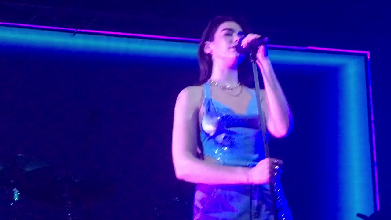Dua Lipa Performs "New Love" at The Self Titled Tour Day 10 (Cologne)