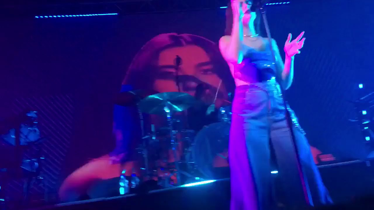 Dua Lipa Performs "Begging" at The Self Titled Tour Day 10 (Cologne)