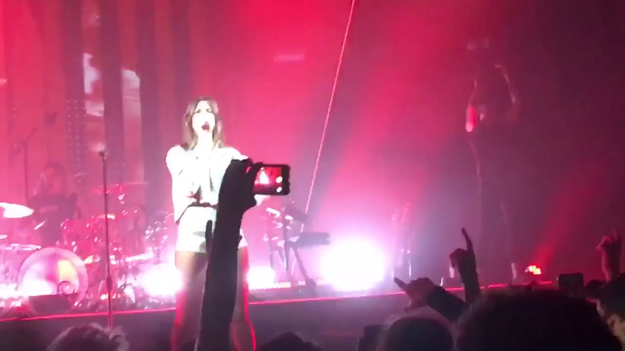Dua Lipa Performs "Be The One" at The Self Titled Tour Day 4