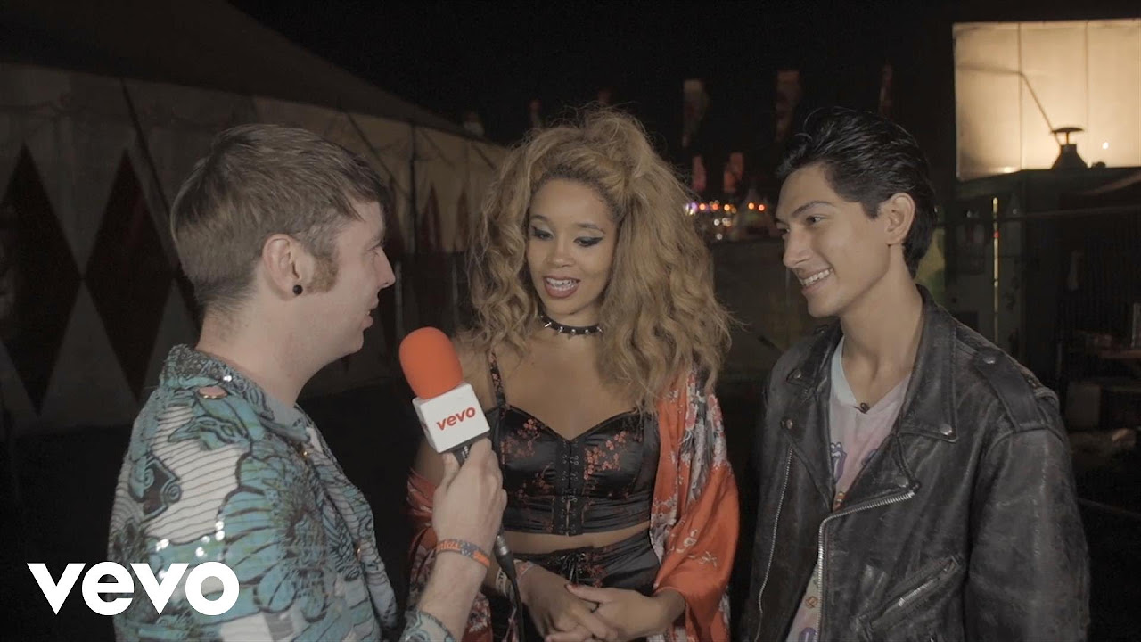 LION BABE - LION BABE chat with Phil Taggart for Vevo UK @ Bestival 2015!