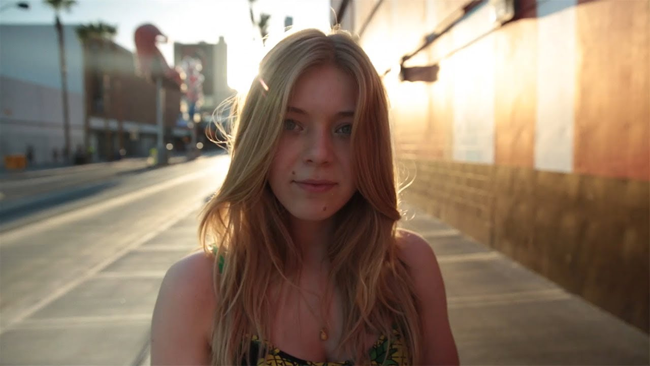 Becky Hill – Caution to the Wind (270 Miles from Vegas to LA)