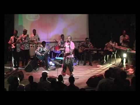 Papa Wemba - Ye Te Oh (live)