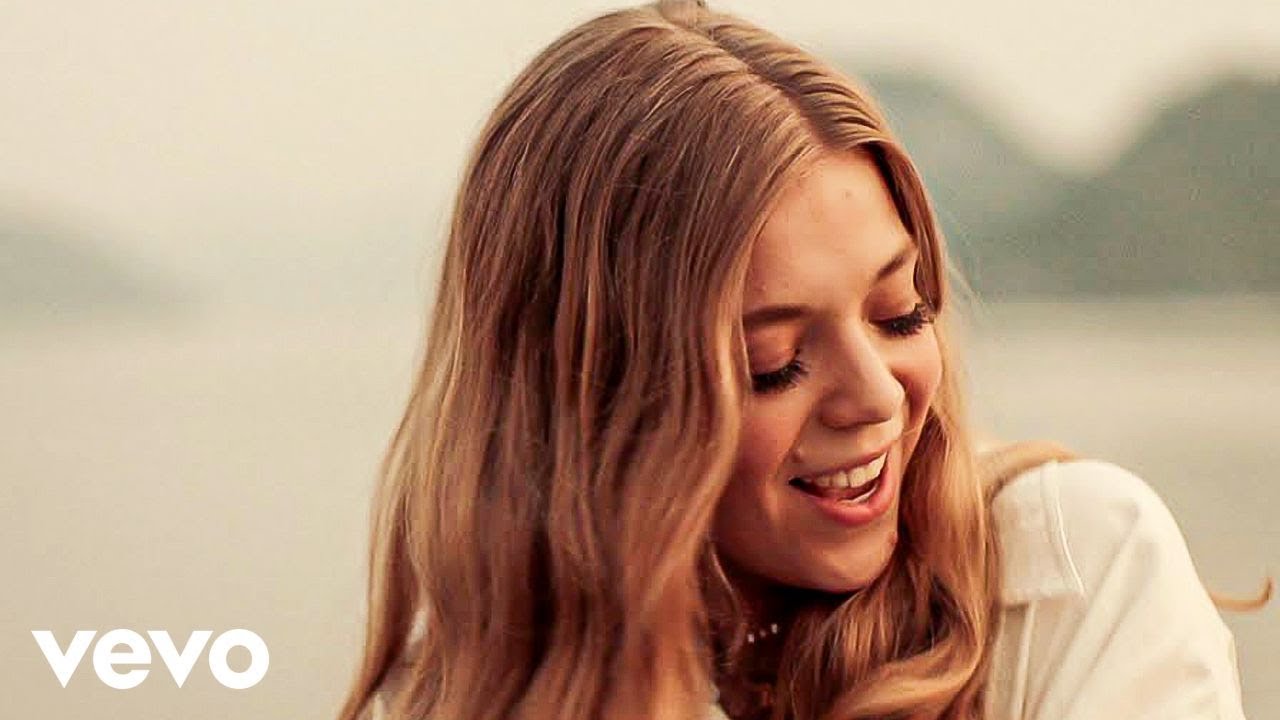 Becky Hill - Sunrise In The East