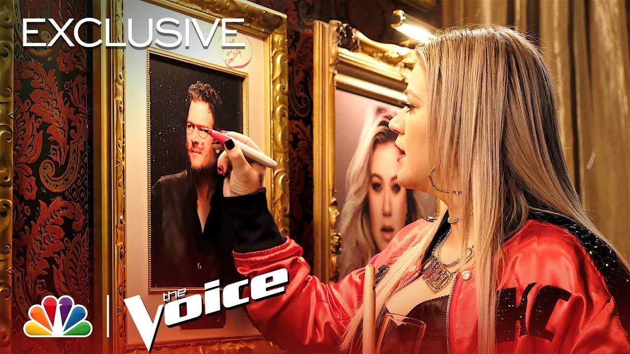 Can Kelly Clarkson Take Down Blake Shelton with Adam Levine's Help? - The Voice 2018 (Exclusive)