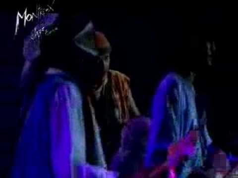 Tinariwen & Carlos Santana : Amassakoul