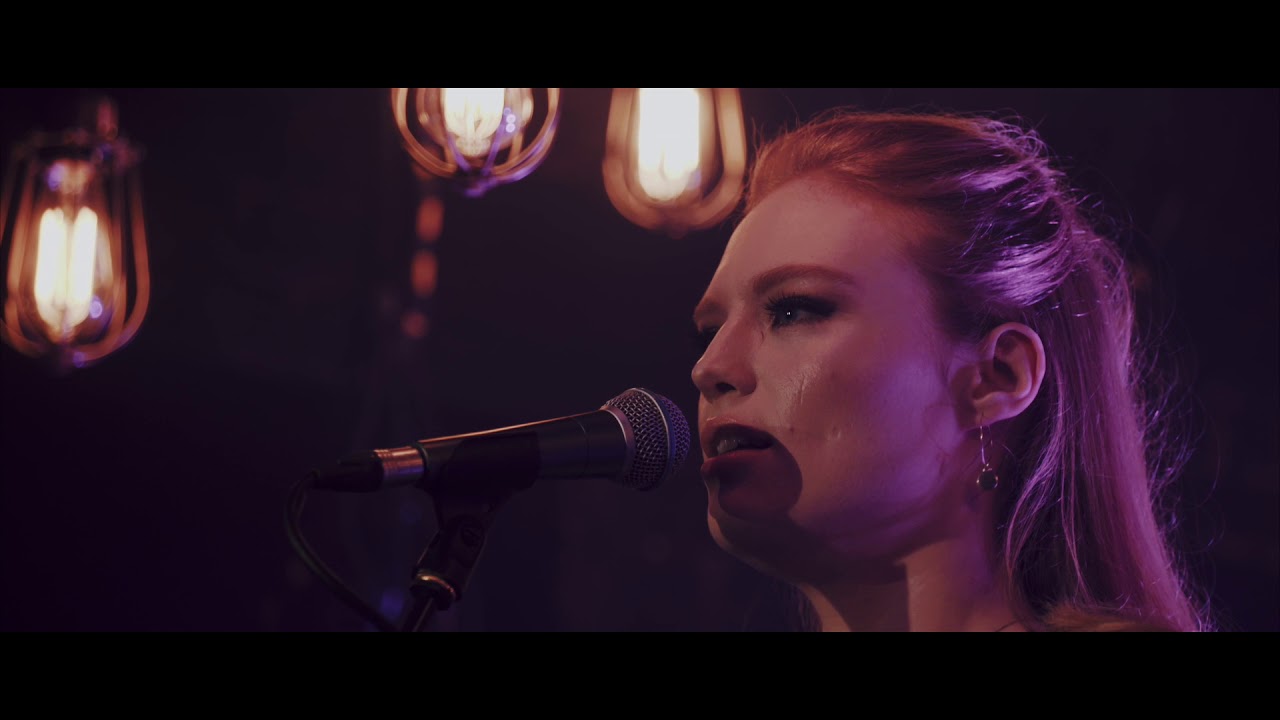 Freya Ridings - Unconditional (Live At Omeara)