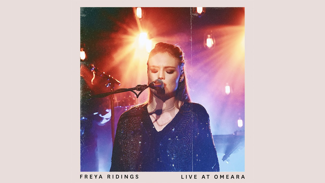 Freya Ridings - Love Is Fire (Live At Omeara)