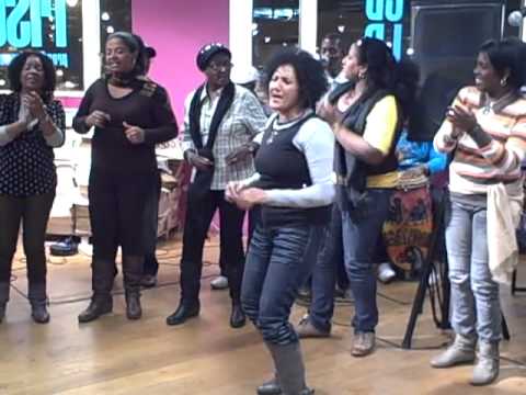 The Creole Choir of Cuba - Son de la Loma