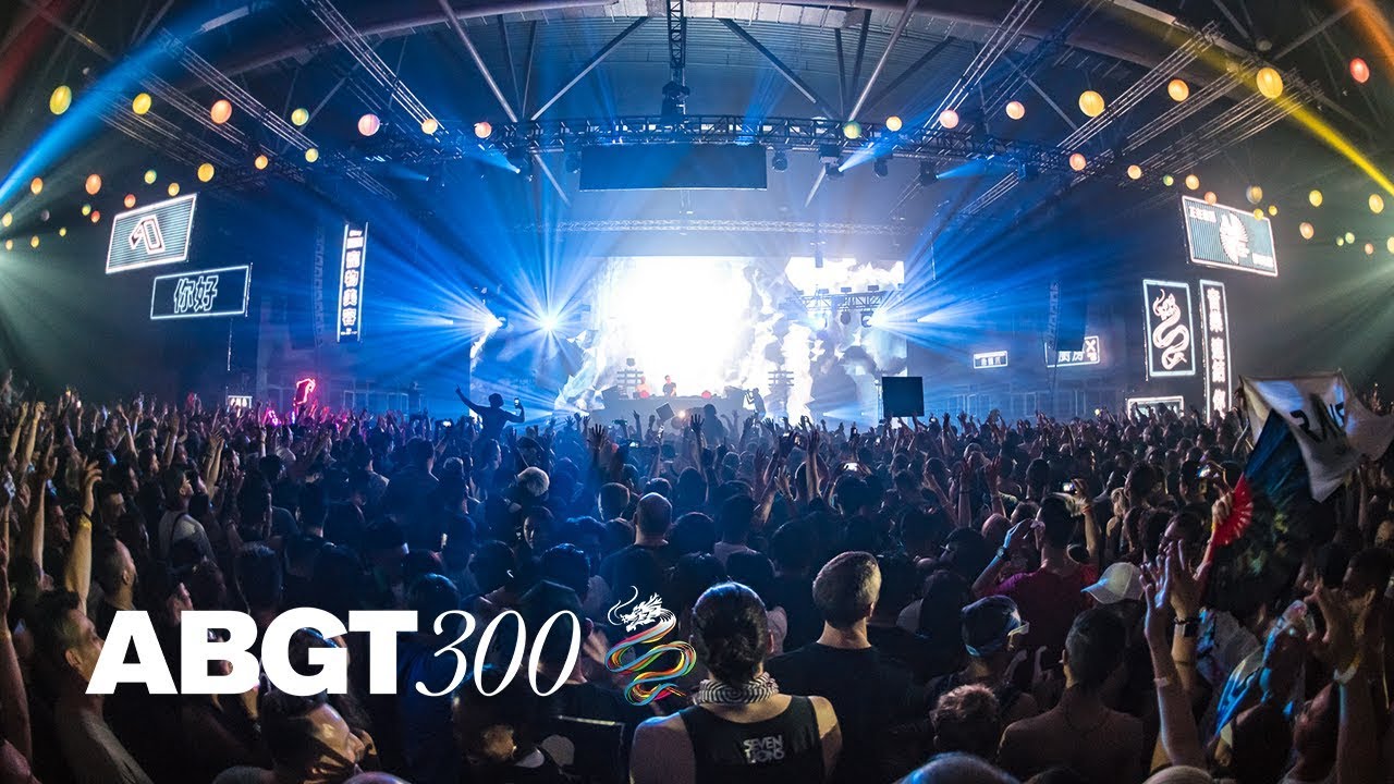 Above & Beyond and Spencer Brown  - ‘Long Way From Home’ (Above & Beyond Live at #ABGT300) 4K