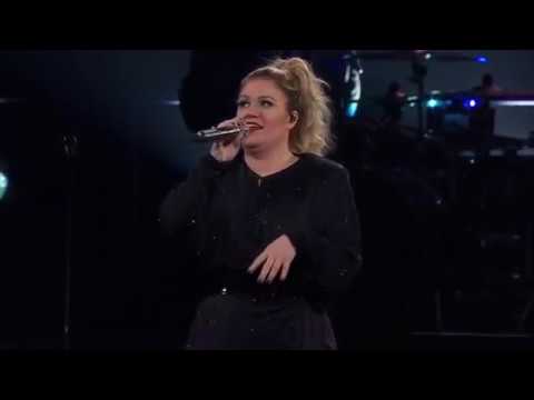 Kelly Clarkson - A Minute + a Glass of Wine (Live in Oakland)