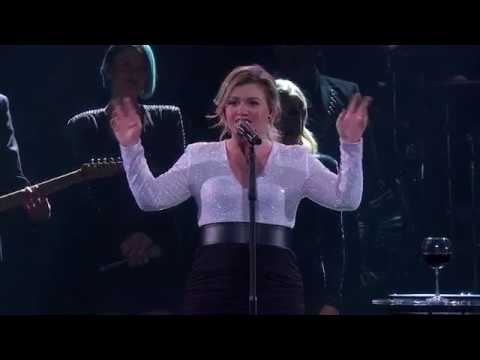 Kelly Clarkson - A Minute + a Glass of Wine (Live in Kansas City, MO)