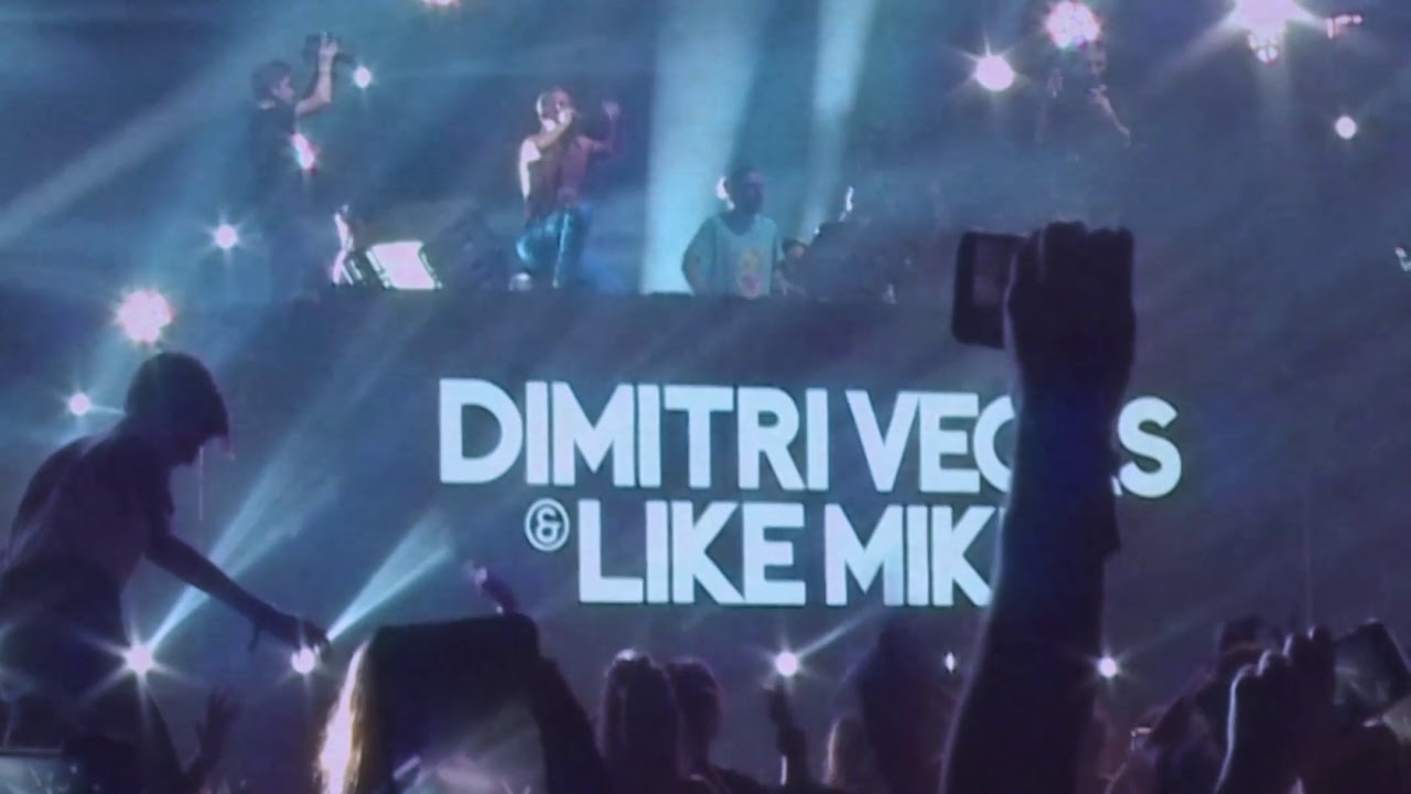 Dimitri Vegas &amp; Like Mike - Madness in Argentinia