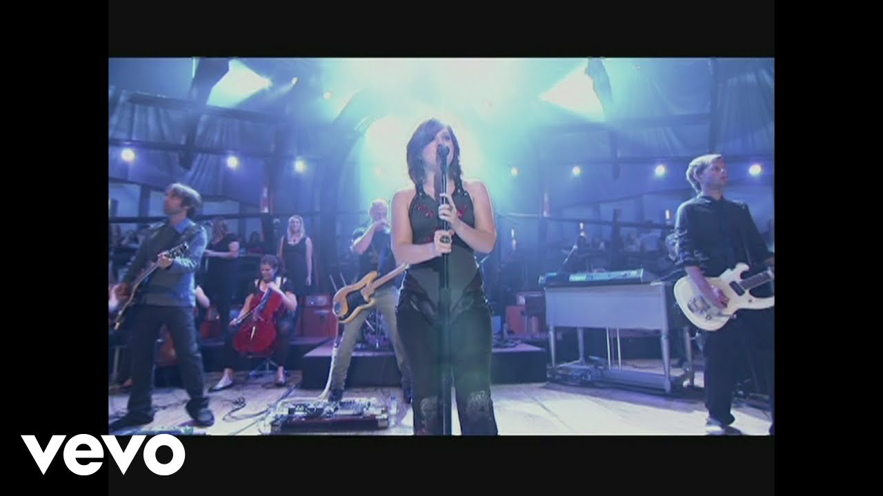 Kelly Clarkson - Never Again (Live Sets on Yahoo! Music 2007)