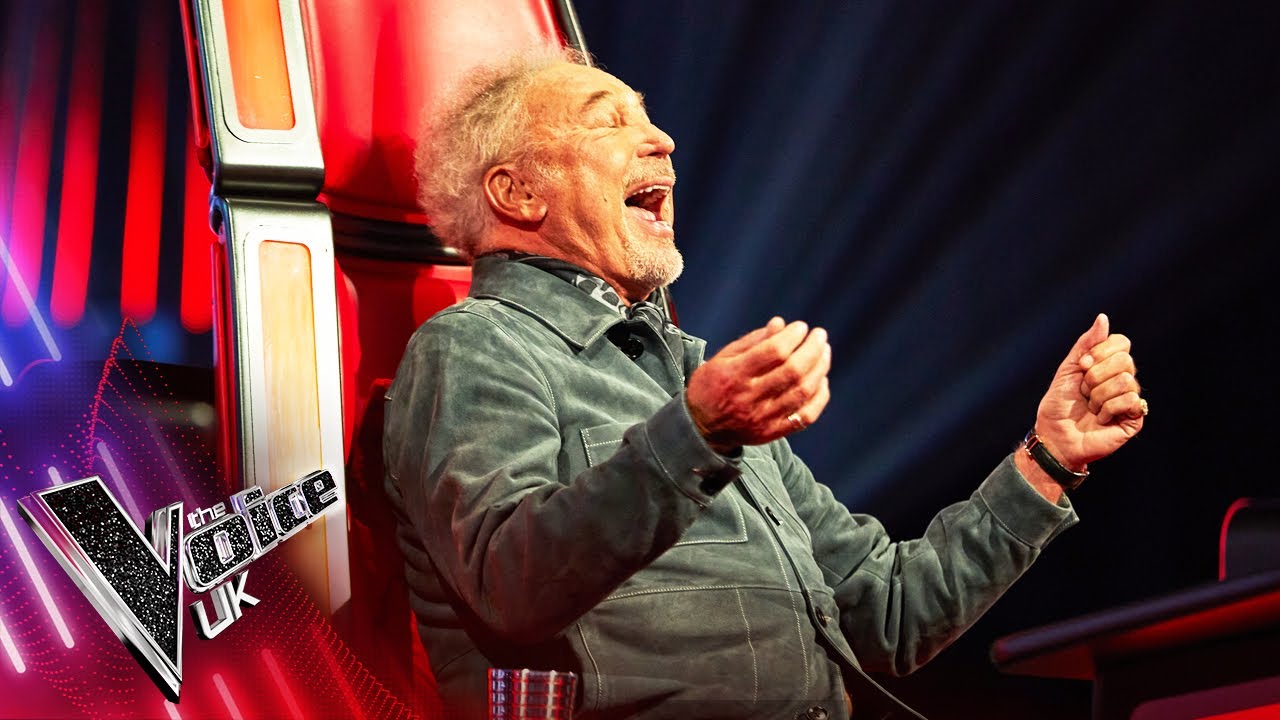 Sir Tom Jones' 'Cry To Me' | Blind Auditions | The Voice UK 2021