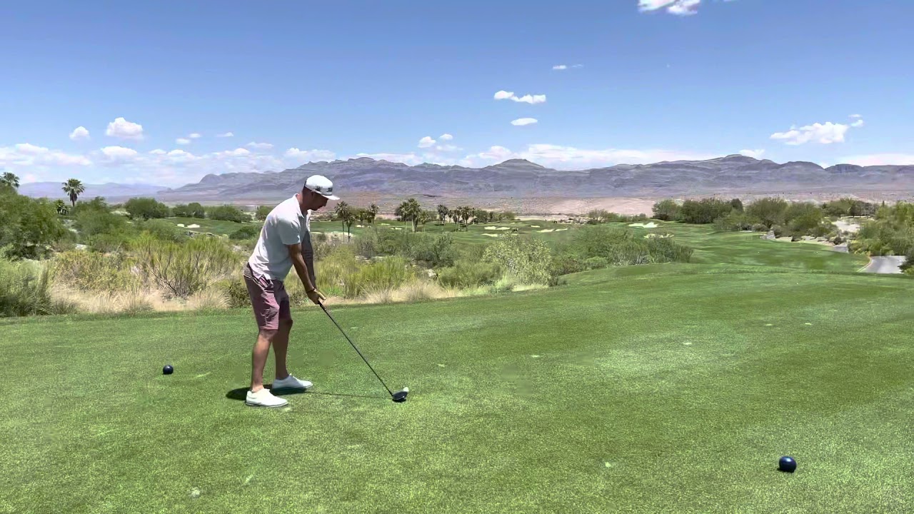Golfing In Nevada! Eric 295 right down the pipe #Shorts