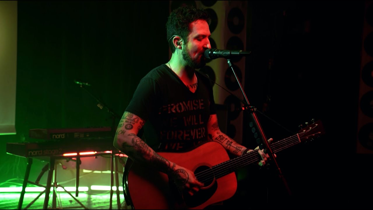 Frank Turner - A Wave Across The Bay (FTHC Live & Direct #1)