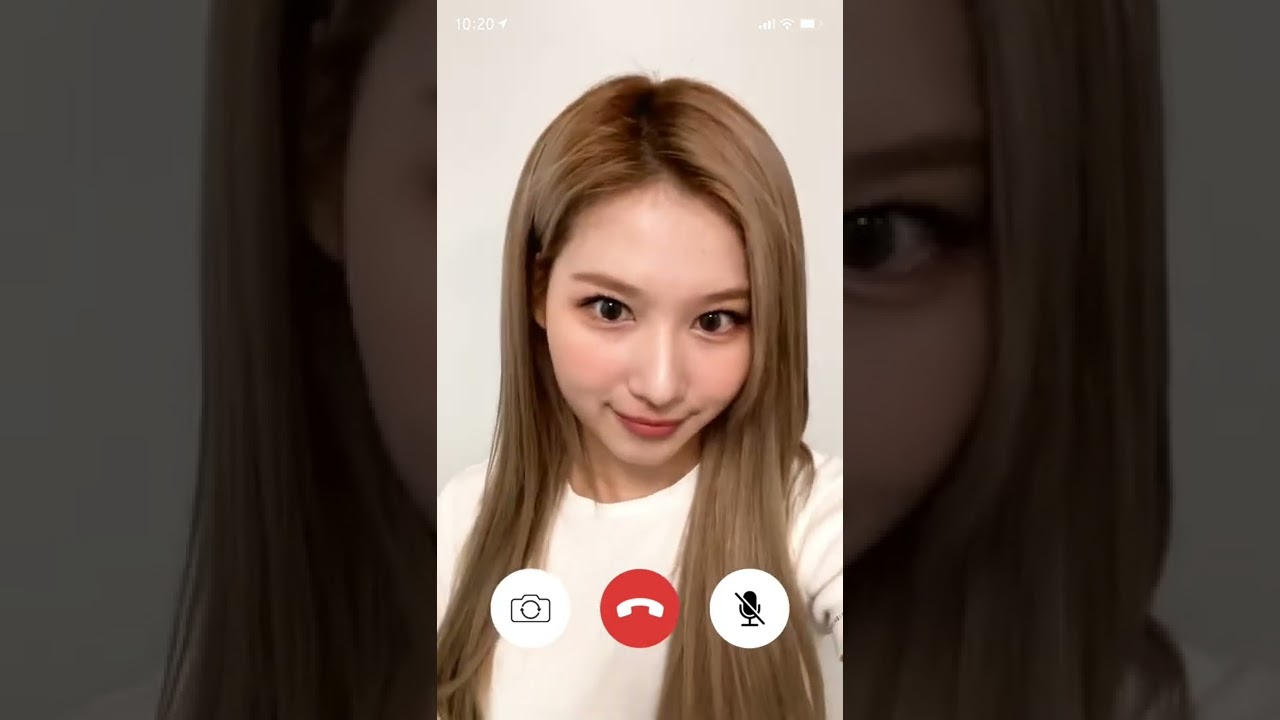 Incoming call from SANA on tour📞💕