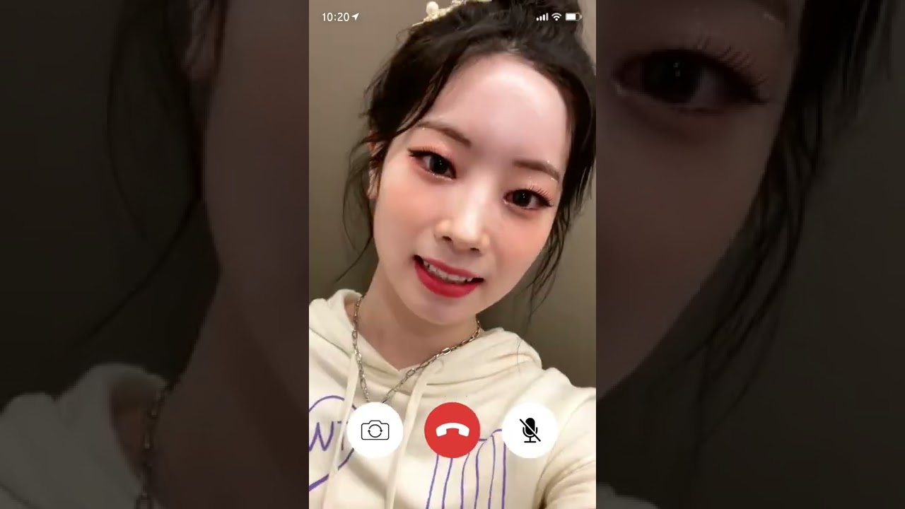 Incoming call from DAHYUN on tour📞💕
