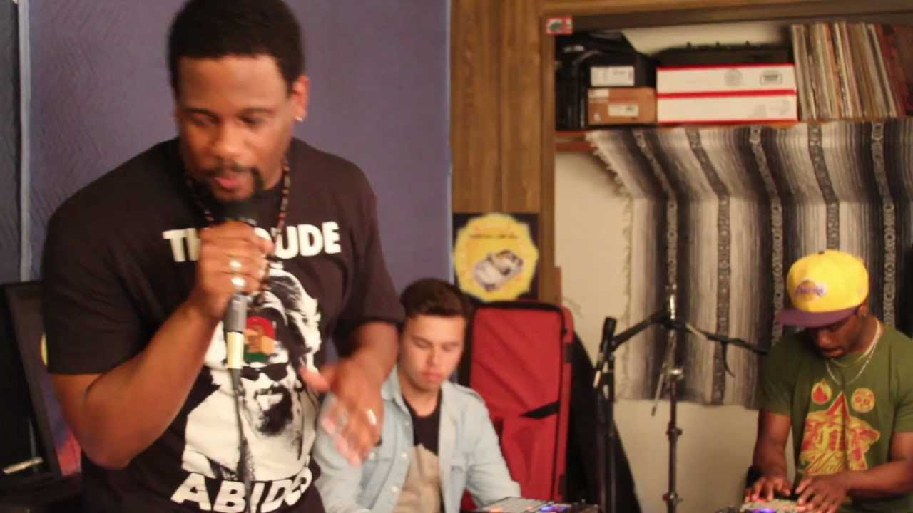 Open Mike Eagle - No Rules (live getdown for the youtubes)