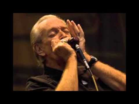 Charlie Musselwhite - Key To The Highway