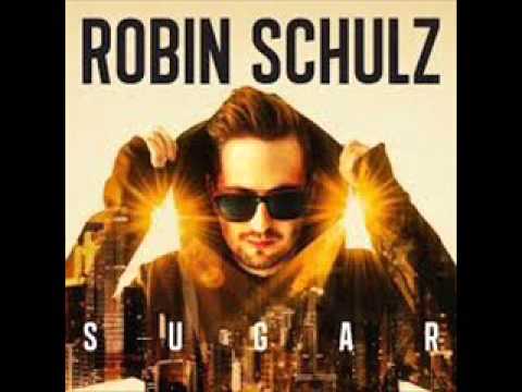 Robin Schulz & M 22 ft. Alessia - Love Me Loud (Original Mix)