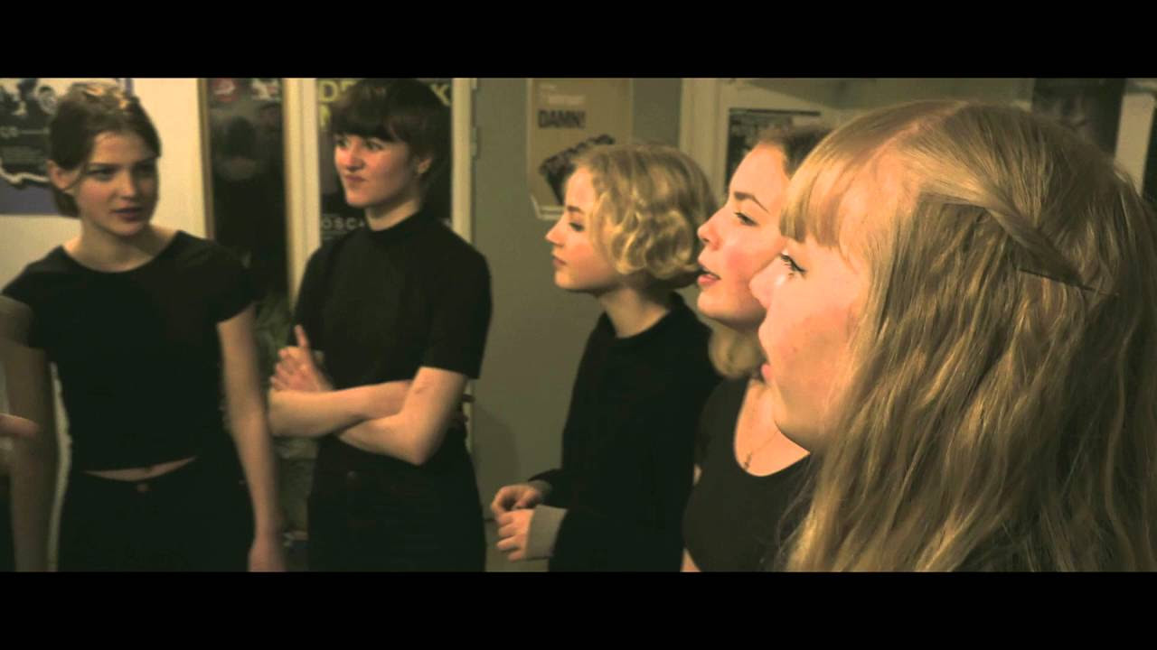 bob hund - Brooklyn Salsa (Officiell Video)