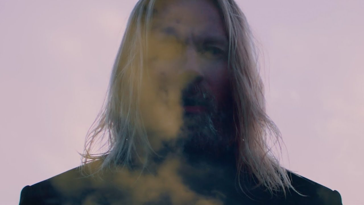 Högni - Crash (Official Music Video)