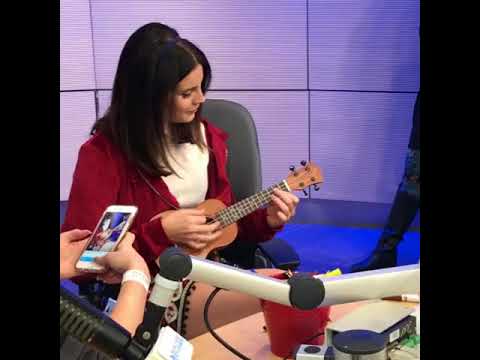 Lana Del Rey playing ukelele and singing a new little tropical song