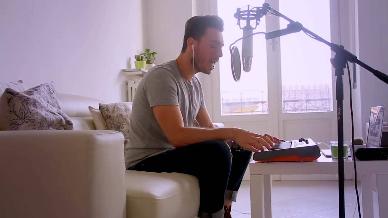 FAYDEE - Sun Don't Shine/Acoustic version