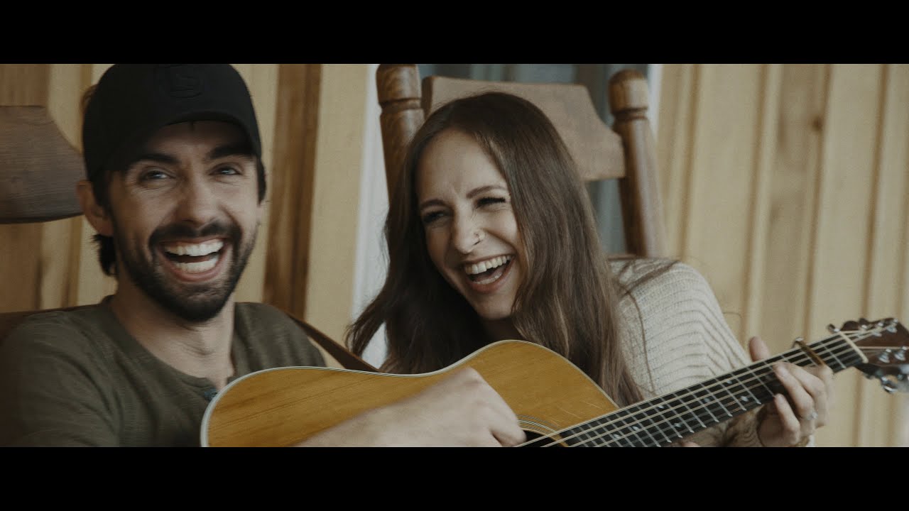 Mo Pitney - Ain't Bad For A Good Ol' Boy (Official Music Video)
