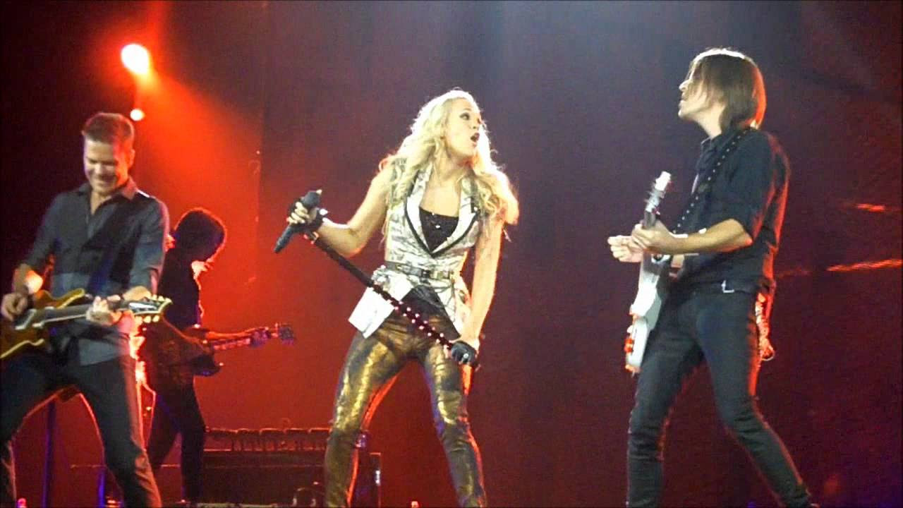 Carrie Underwood - "Sweet Emotion" LIVE in Green Bay