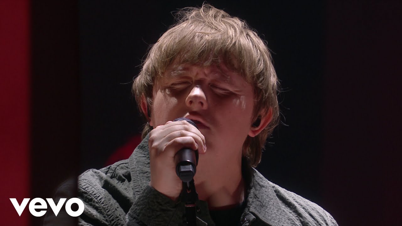 Lewis Capaldi - Someone You Loved (Live From The BRIT Awards, London 2020)