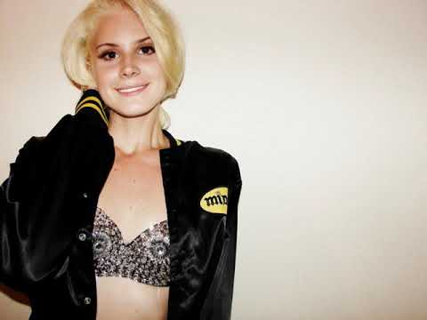 LIZZY GRANT HAVE A BABY ACE EXCLUSIVE