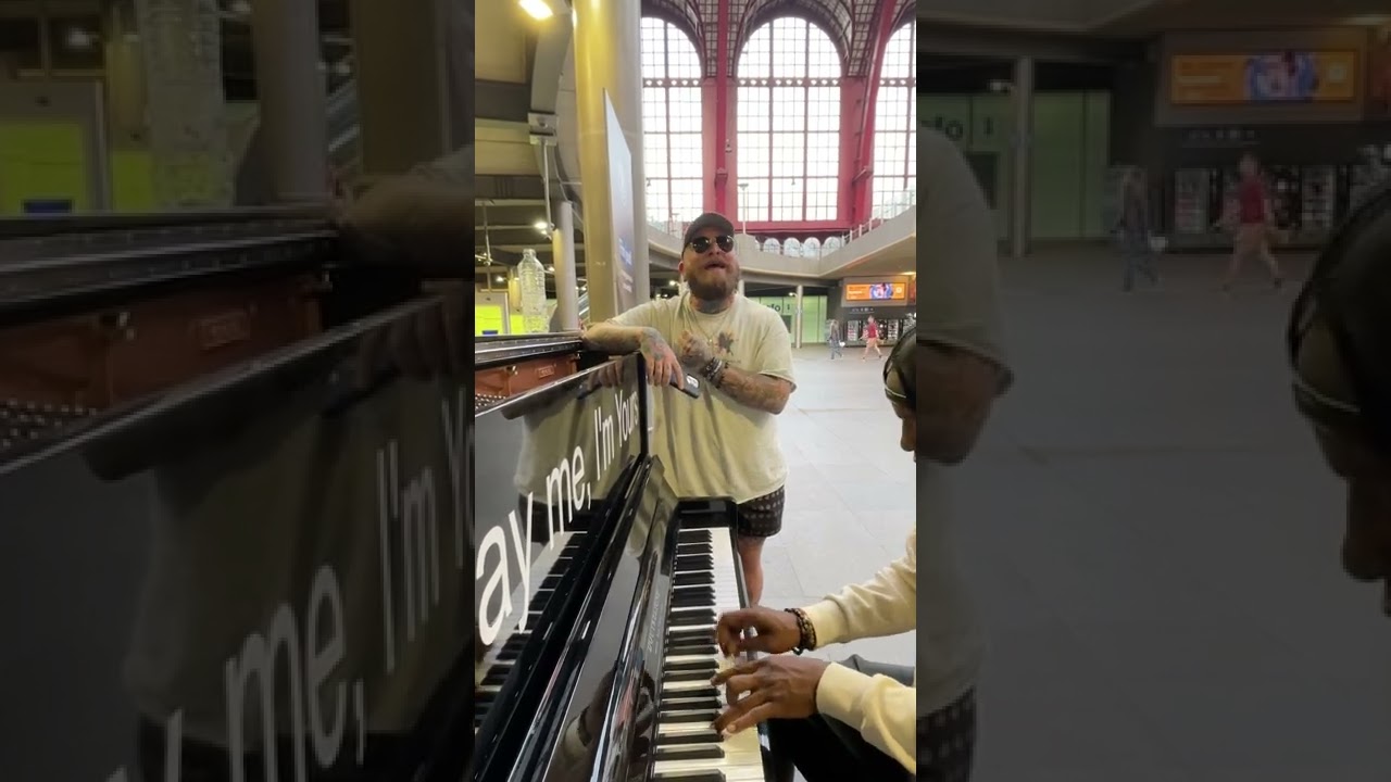 Teddy Swims Covers "Best Part" In Antwerp Central Station #shorts