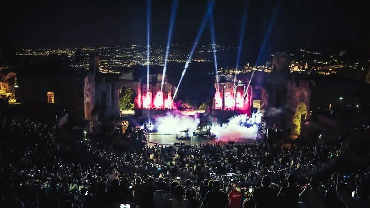 Simple Minds - Vision Thing (Live from Teatro Antico di Taormina)