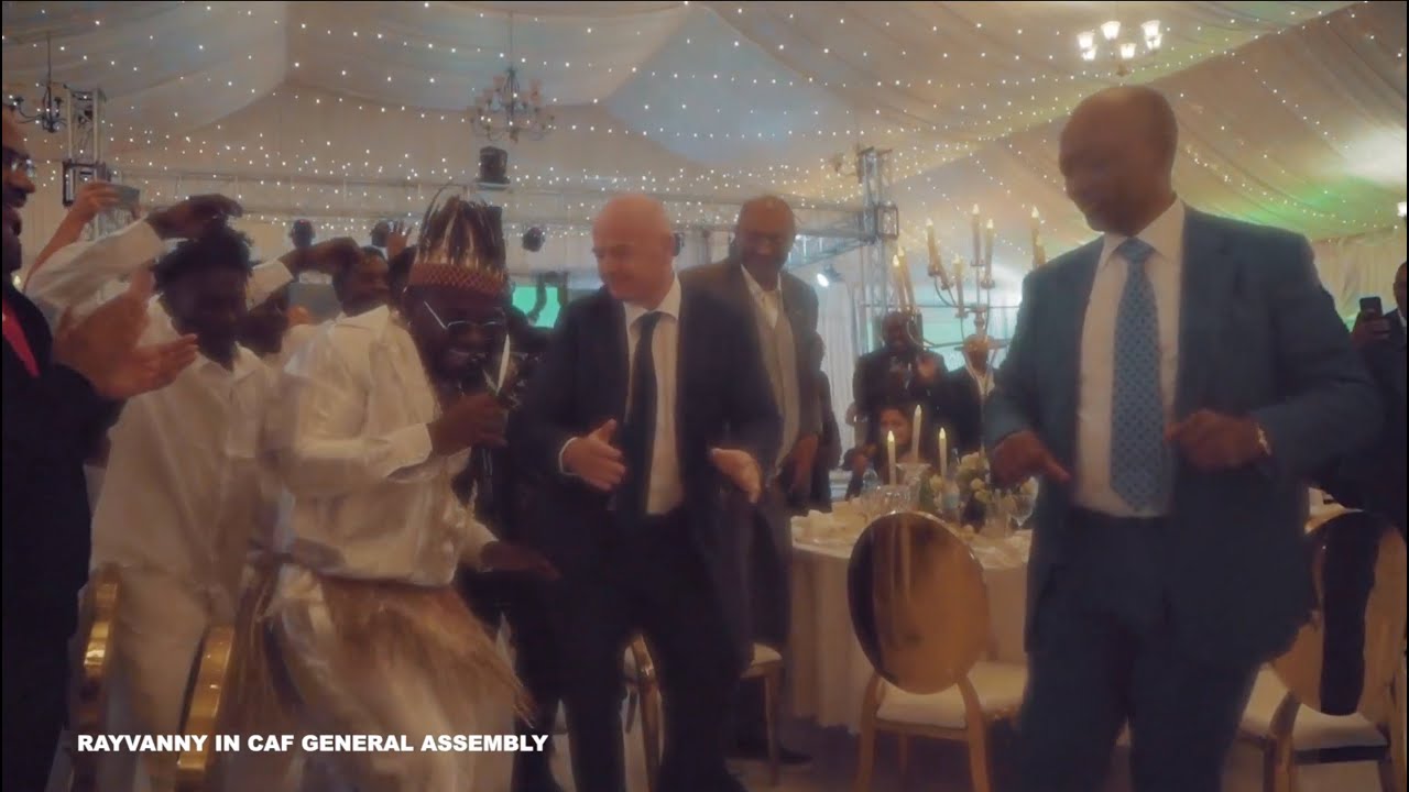 Rayvanny - Dancing singeli with FIFA President Gianni Infantino