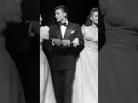 Frank Sinatra singing “The Music Stopped” in the 1943 film ‘Higher and Higher’ 🎬
