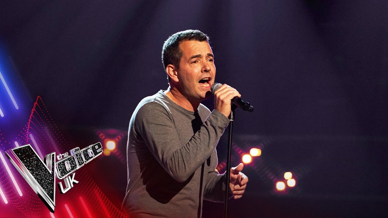 Lee Jones' 'Hold My Girl' | Blind Auditions | The Voice UK 2022