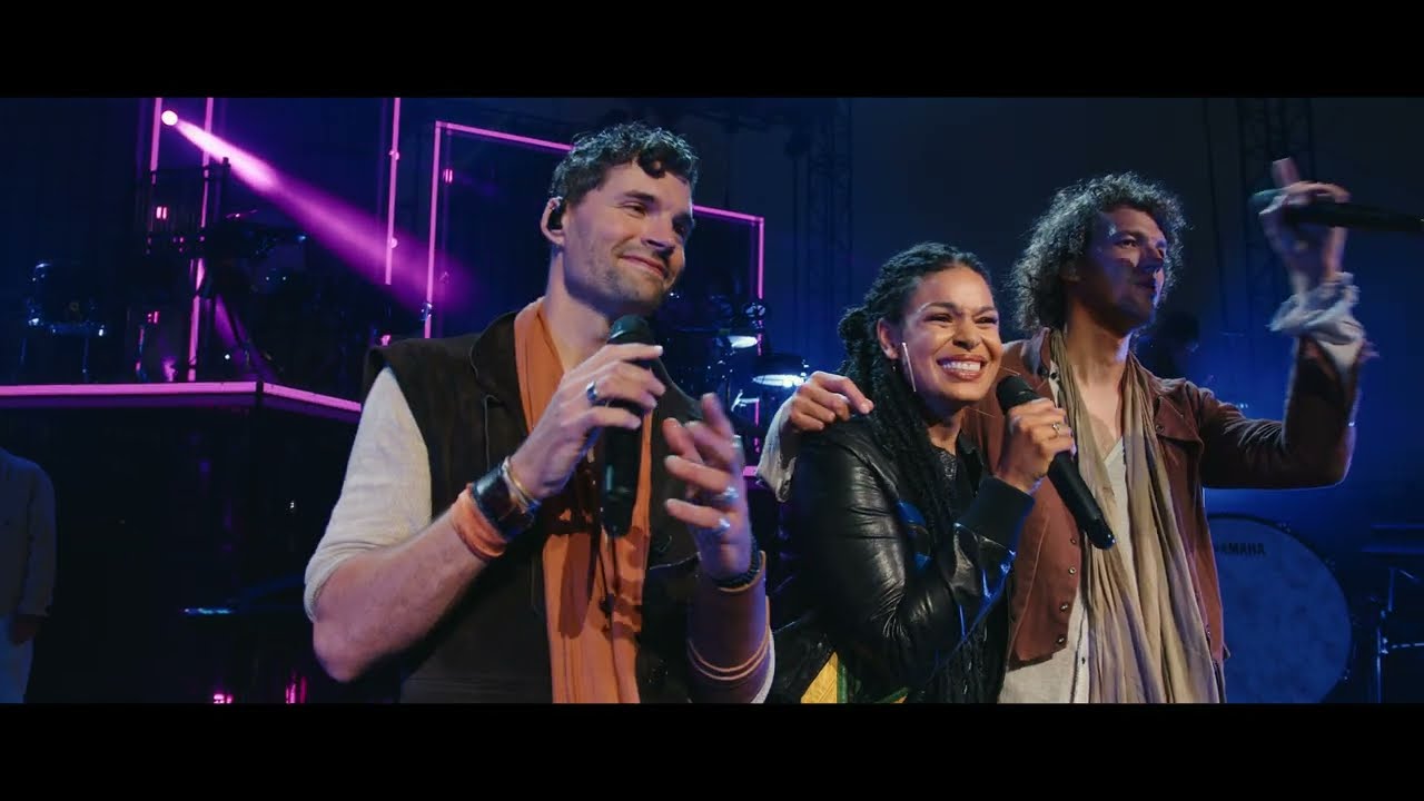 FOR KING + COUNTRY - Love Me Like I Am with Jordin Sparks (Official Performance Video)