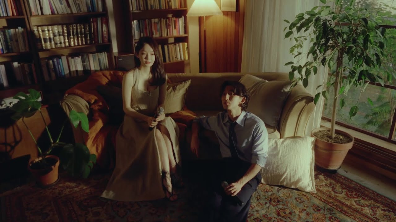 Kang Minkyung 강민경 &  Choi Jung Hoon 최정훈 - Because We Loved Live