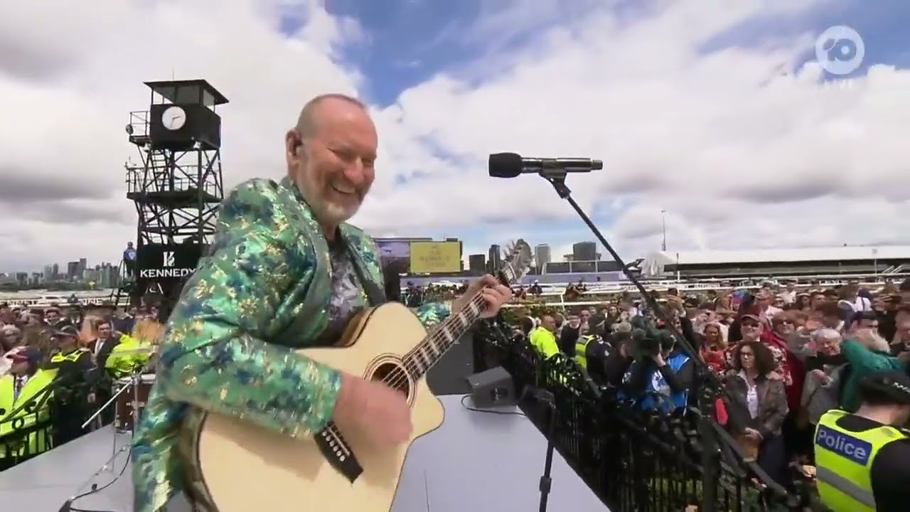 Colin Hay Performs "Down Under" at the 2022 Melbourne Cup