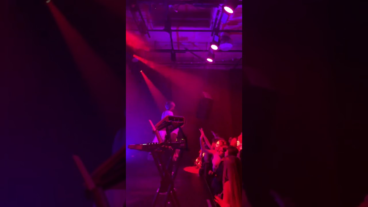 how ‘therapy’ sounded in San Francisco last month 🖤