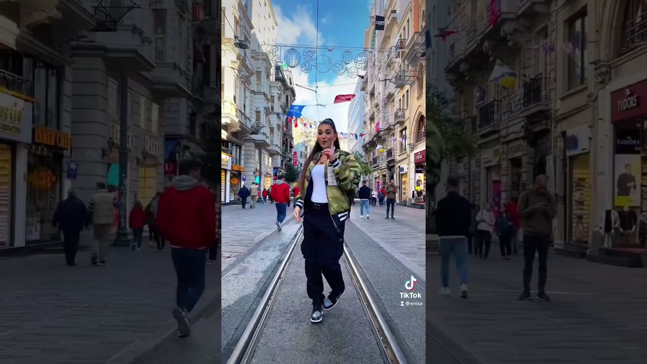 Enisa in Taksim, Turkey 🇹🇷🔥❤️