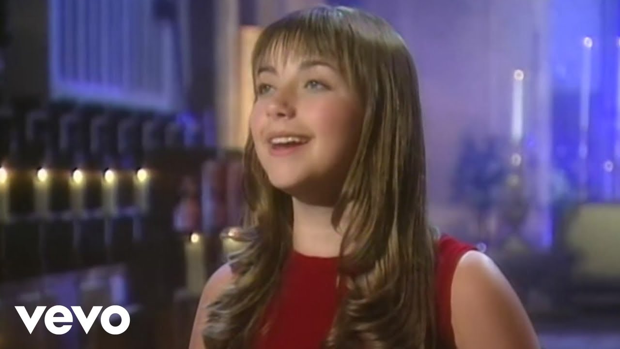 Charlotte Church - Silent Night (Live from the Llandaff Cathedral, 1998)